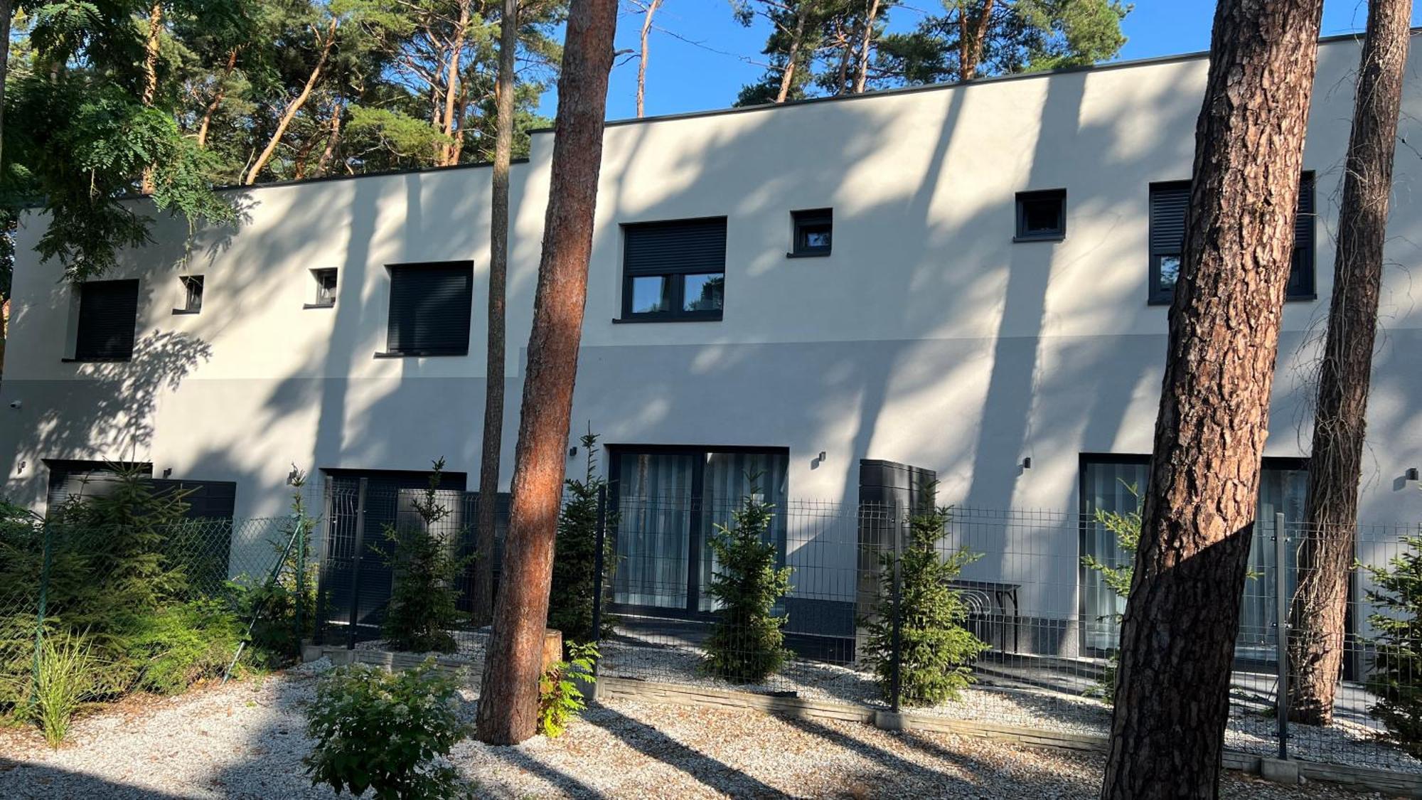 Grey House Apartment